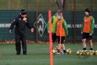 FUSSBALL, 1. BUNDESLIGA, Training SV Werder Bremen am 26.11.2009