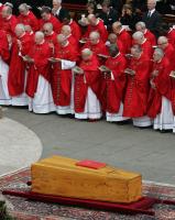 Vatikan; Tod von Papst Johannes Paul II, Kardinal, Kardinaele