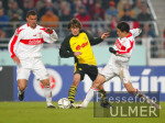 Fussball Bundesliga: Stuttgar - Dortmund, Zweikampf