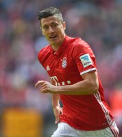 Fussball 1. Bundesliga Saison 15/16: FC Bayern Muenchen - Hannover 96
