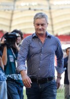 Fussball 1. Bundesliga Saison 14/15: Trainer Armin Veh (VfB Stuttgart)