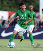 Fussball 1. Bundesliga, Testspiel: Werder Bremen, EKICI am Ball