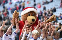 Fussball 1. Bundesliga Saison 15/16: FC Bayern Muenchen - FC Ingolstadt