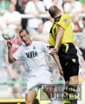 Fussball 1. Bundesliga: Moenchengladbach- Dortmund, Zweikampf
