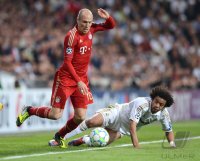 Fussball International, Champions League Saison 2011/2012: Arjen Robben (li, FC Bayern Muenchen) gegen Marcelo (Real Madrid)