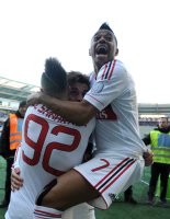 FUSSBALL SERIE A:   Stephan El Shaarawy und Robinho (v. li., AC Mailand)