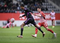 Fussball UEFA Youth League 23/24:  FC Bayern Muenchen - Olympiakos Piraeus