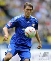 Fussball 1. Bundesliga  Saison 2010/2011: Leverkusen, REINARTZ am Ball