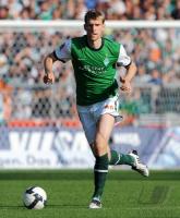 FUSSBALL, 1. BUNDESLIGA, SV Werder Bremen, MERTESACKER Einzelaktion