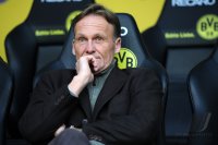 Fussball: 1. Bundesliga Saison 2010/2011: Dortmund, Hans-Joachim WATZKE