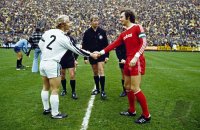 Fussball Gladbach - Bayern: Vogts, Beckenbauer