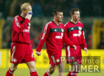 Fussball Bundesliga: Dortmund - Leverkusen, enttaeuschte Leverkusener