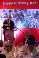 Fussball 1. Bundesliga :  70 Geburtstag von Dr. Hans Wilhelm Mueller Wohlfahrt