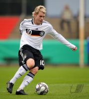 FUSSBALL, INTERNATIONAL: Deutschland U18, BUCHTMANN Einzelaktion
