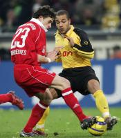 Fussball 1. Bundesliga: Dortmund - Bayern, Zweikampf
