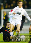 Fussball 1. Bundesliga: Gladbach - Dortmund, Zweikampf