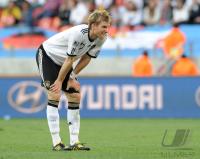 FUSSBALL WM 2010, VORRUNDE: Deutschland - Serbien