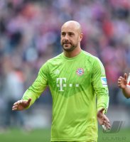 Fussball 1. Bundesliga Saison 14/15: FC BFussball 1. Bundesliga Saison 14/15: FC Bayern Muenchen - Eintracht Frankfurt ayern Muenchen - Eintracht Frankfurt