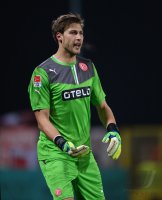 Fussball  1. Bundesliga  13/14: Torwart Fabian Giefer (Fortuna Duesseldorf)
