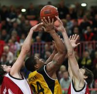 Basketball 1. Bundesliga  07/08  Walter Tigers Tuebingen  -  Paderborn Baskets
