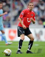FUSSBALL 1. BUNDESLIGA: Hannover, SCHLAUDRAFF Einzelaktion