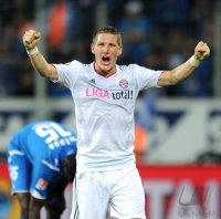 Fussball 1. Bundesliga : JUBEL Bastian Schweinsteiger (FC Bayern Muenchen)