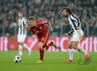 FUSSBALL INTERNATIONAL CHL VIERTELFINALE 12/13: Juventus Turin - FC Bayern Muenchen