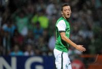 FUSSBALL, EUROPA LEAGUE: Werder Bremen, OEZIL