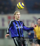 Fussball UEFA Cup Austria-Br&uuml;gge; Lange am Ball