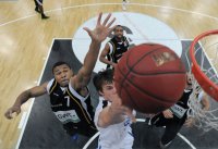 Basketball 1. Bundesliga 2011/2012:  Walter Tigers Tuebingen - Fraport Skyliners Frankfurt