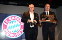 Fussball 1. Bundesliga: Die Erlebniswelt des FC Bayern Muenchen in der Allianz Arena