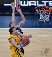 Basketball 1. Bundesliga 2013/2014: Walter Tigers Tuebingen - ratiopharm Ulm