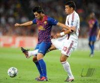Fussball Champions League  Saison 2011/2012:  David Villa (Barca)  gegen Thiago Silva (re, AC Mailand)