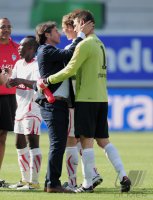 Fussball 1. Bundesliga 10/11 :  JUBEL Trainer Bruno Labbadia (VfB Stuttgart)
