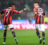 FUSSBALL SERIE A:  JUBEL mit Robinho und Stephan El Shaarawy (v. li., AC Mailand)