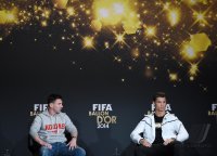 Fussball International  FIFA Ballon d Or 2014: Lionel Messi (FC Barcelona) und Cristiano Ronaldo (Real Madrid)