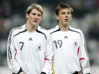 Fussball Nationalmannschaft: SCHWEINSTEIGER und SCHNEIDER