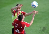 Fussball 1. Bundesliga 11/12: FC Bayern Muenchen Training in Doha
