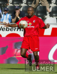 FUSSBALL  FC Bayern Muenchen Tobias Rau (FCB) am Ball