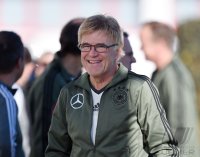 Fussball Training Deutsche Nationalmannschaft: DFB Chefscout Urs Siegenthaler (Schweiz)