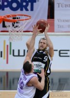 Basketball 1. Bundesliga 2011/2012:  Walter Tigers Tuebingen - BG Goettingen