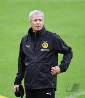 Fussball International CHL 19/20: Trainer Lucien Favre (Borussia Dortmund)