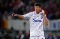 Fussball: Champions League, Saison 2010/2011: Schalke, HUNTELAAR