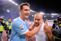 FUSSBALL SERIE A:  JUBEL nach dem Sieg  Miroslav Klose, Cristian Brocchi (v. li., Lazio Rom)