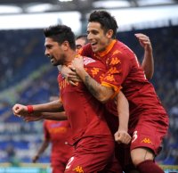 FUSSBALL SERIE A:  Marco Borriello, Leandro Greco (v. li., AS Rom)
