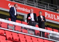 Fussball 1. Bundesliga Saison 19/20: FC Bayern Muenchen - SC Freiburg