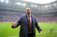 Fussball 1. Bundesliga, Saison 2011/2012: Trainer Rafael Benitez
