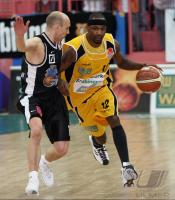 Bsaketball 1. Bundesliga Walter Tigers Tuebingen 65-60  Skyliners Frankfurt