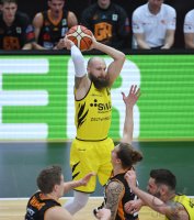 Barmer 2. Basketball Bundesliga  18/19: Tigers Tuebingen - Niners Chemnitz