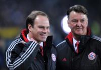 FUSSBALL  International CHL 09/10 : Christian Nerlinger mit Trainer Louis van Gaal (v.li., FCB)